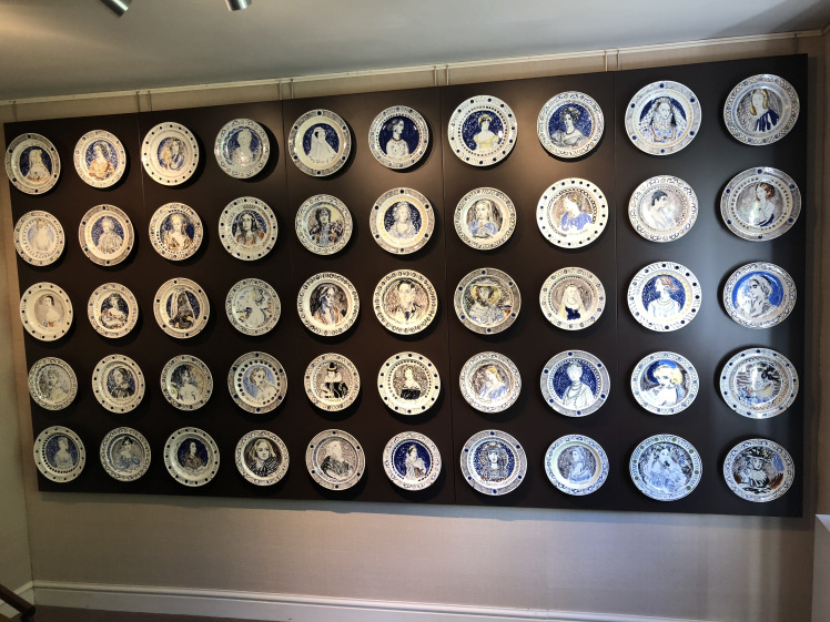 My snap of the famous women dinner service by Vanessa Bell and Duncan Grant on display at Piano Nobile